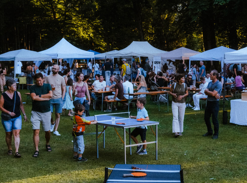 Tischtennis am Kreativmarkt