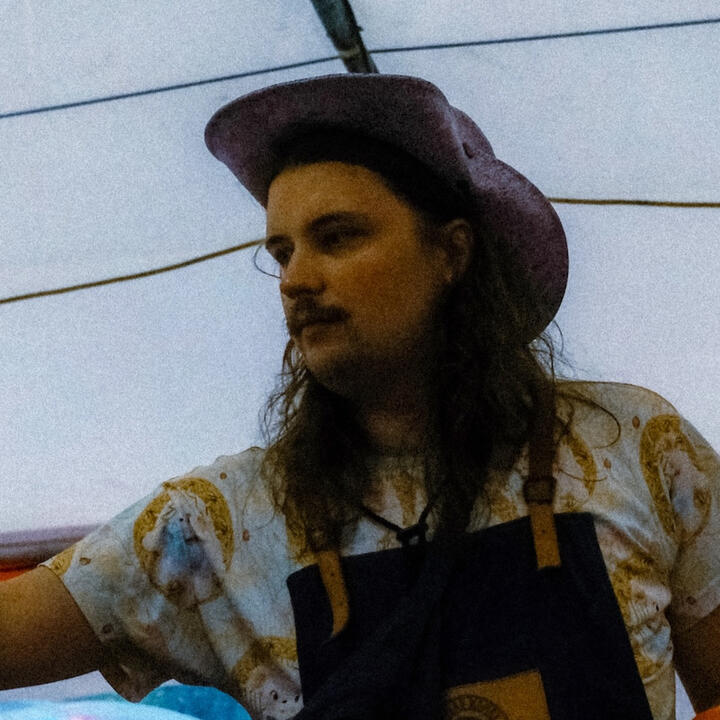 Lorenz Weldschek Team Bar